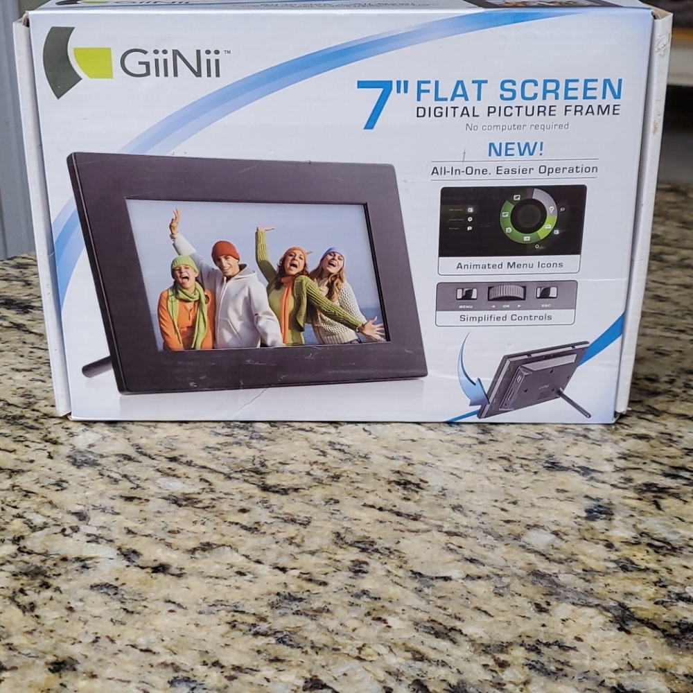 Digital Photo Frame - Picture 4 of 5